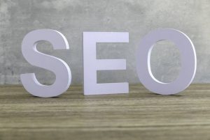 آموزش افزایش بازدید سایت: چکیده تجربیات نی نی سایت (21 مورد) – سوالات متداول با پاسخ